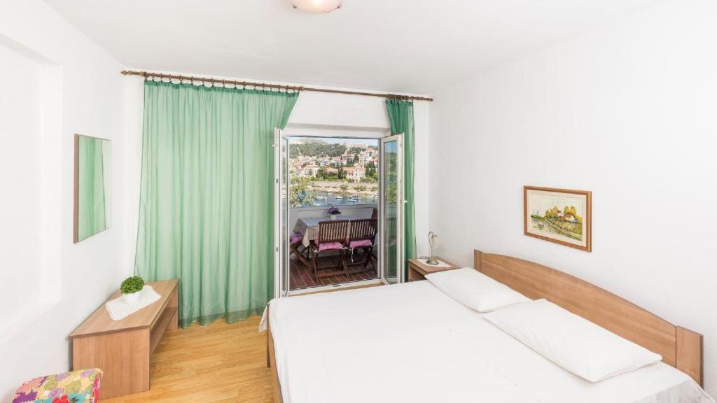 Sunset House With Seaview Apartment ฮวาร์ ภายนอก รูปภาพ